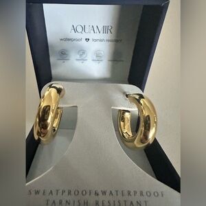 New small hoop earrings